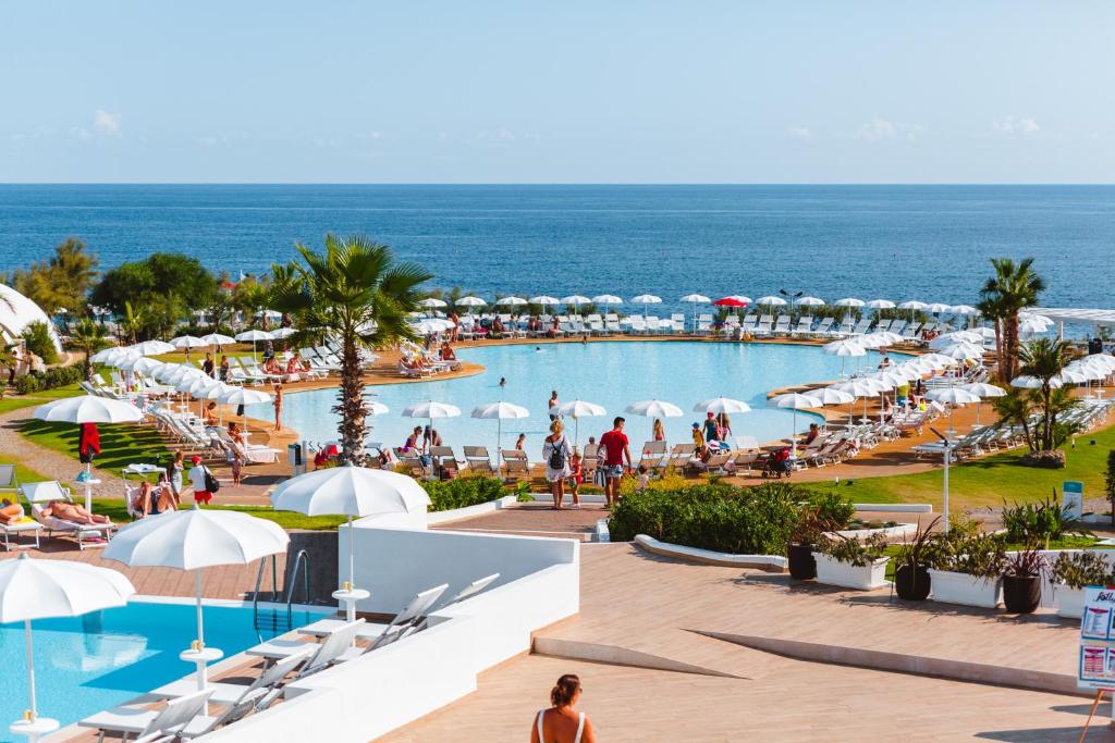 Select: Torre Cintola Greenblu Sea Emotions - Puglia