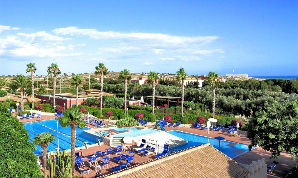 Superior: IGV Club Baia Samuele- Sicilia