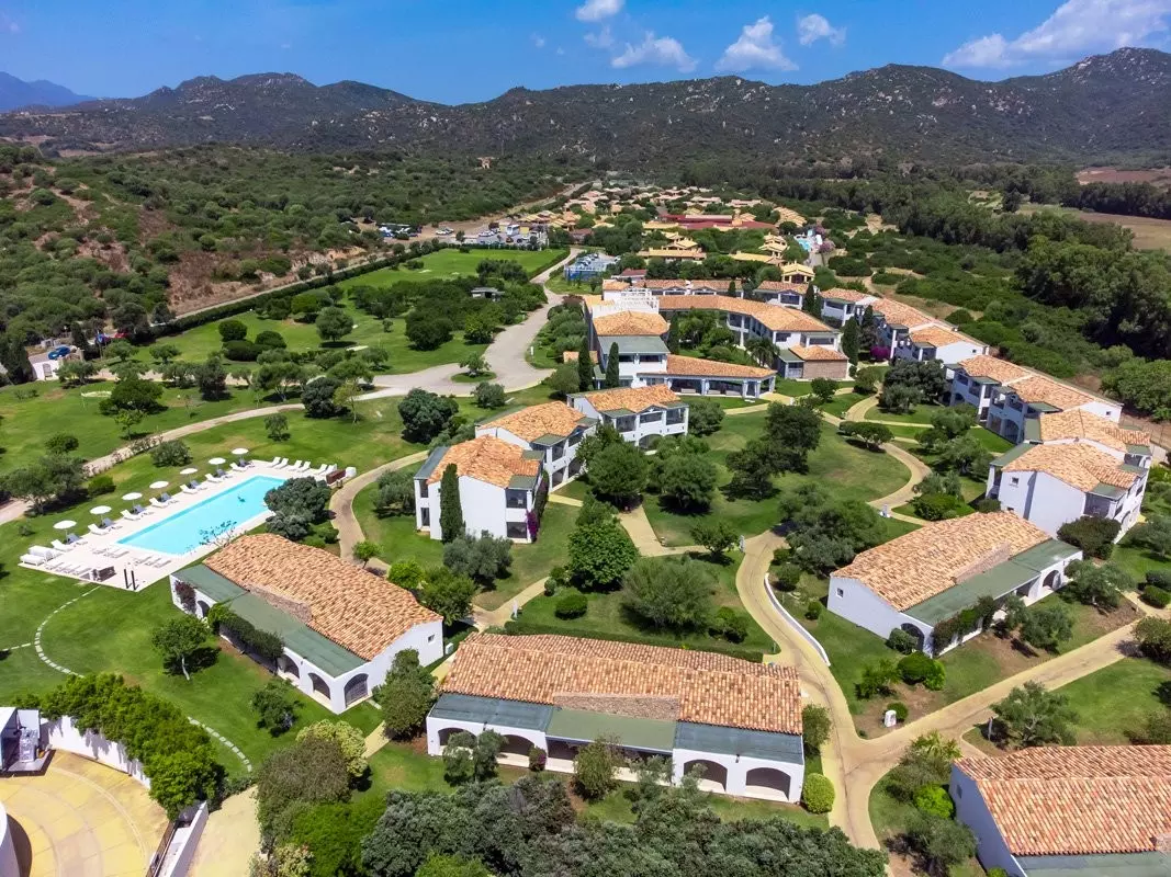 Superior: Suneva Wellnes & Golf- Sardegna