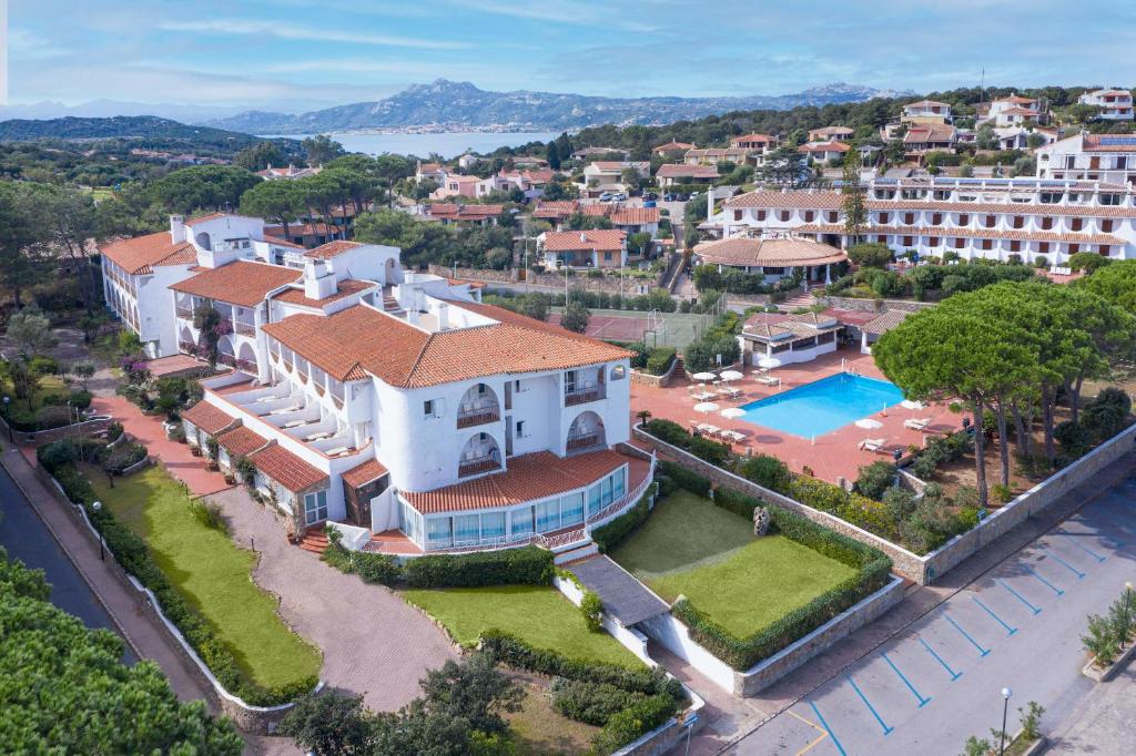 Select: Hotel Cormorano - Sardegna
